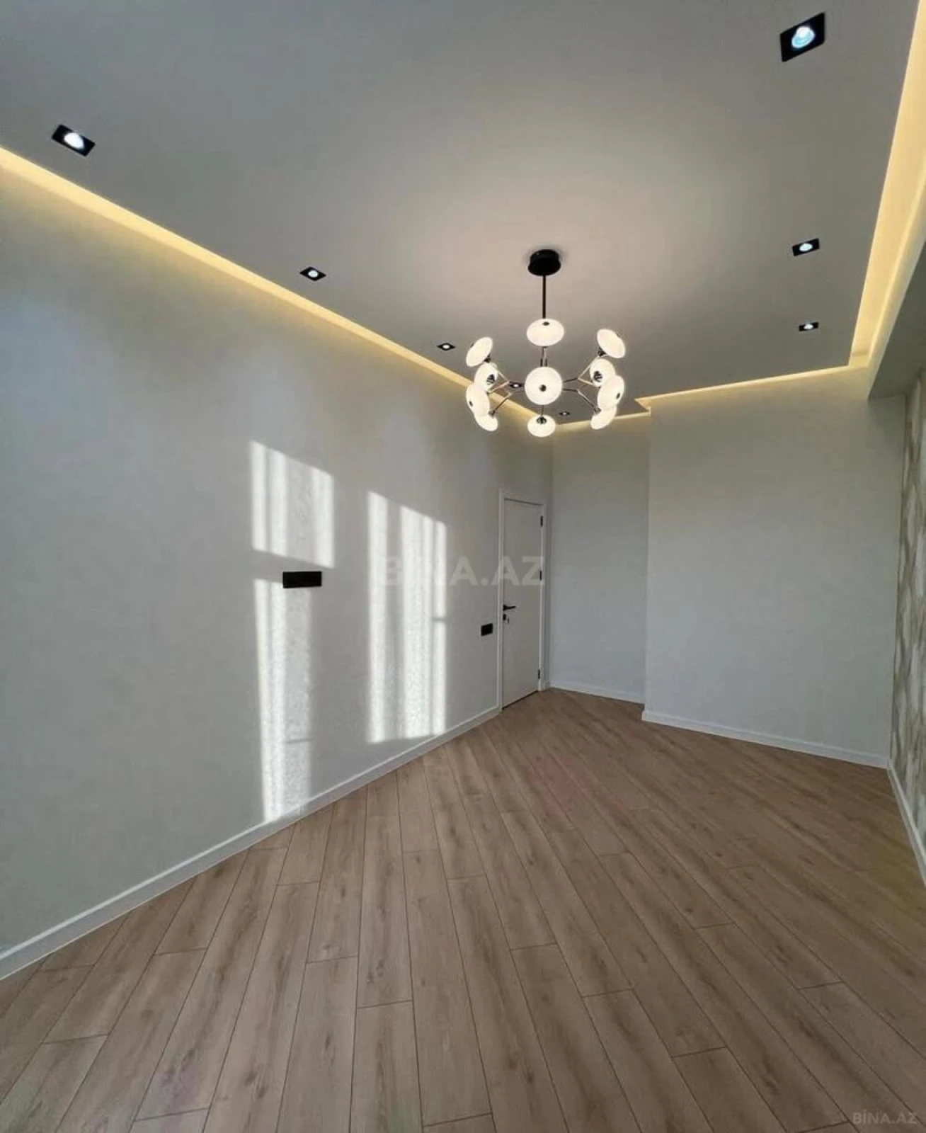 Satılır 2 otaqlı mənzil 55 m²