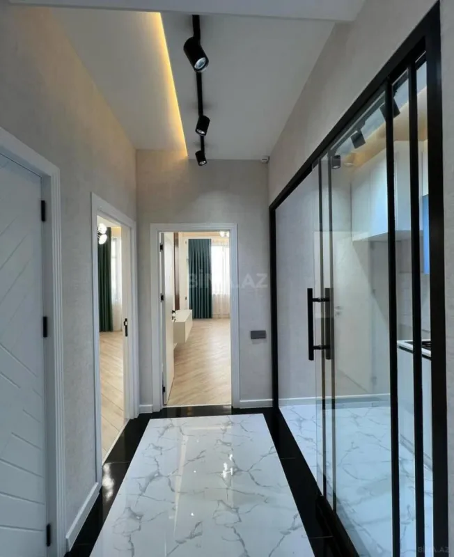 Satılır 2 otaqlı mənzil 55 m²