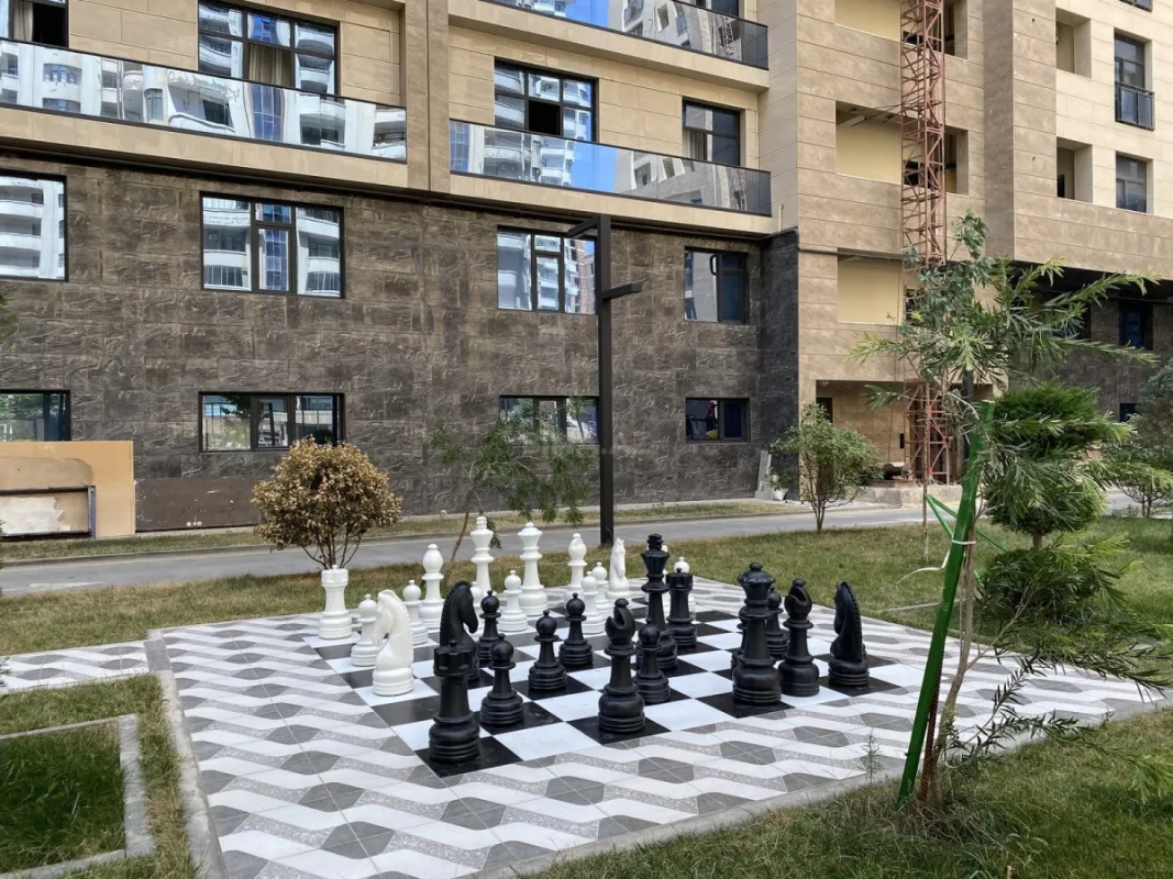 Satılır 3 otaqlı mənzil 126.5 m²