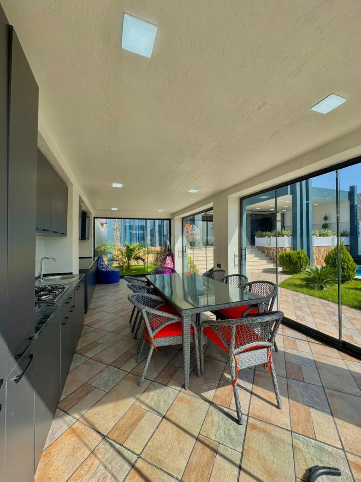 Satılır 4 otaqlı həyət evi 190 m²