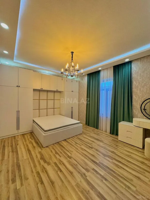 Satılır 4 otaqlı həyət evi 190 m²