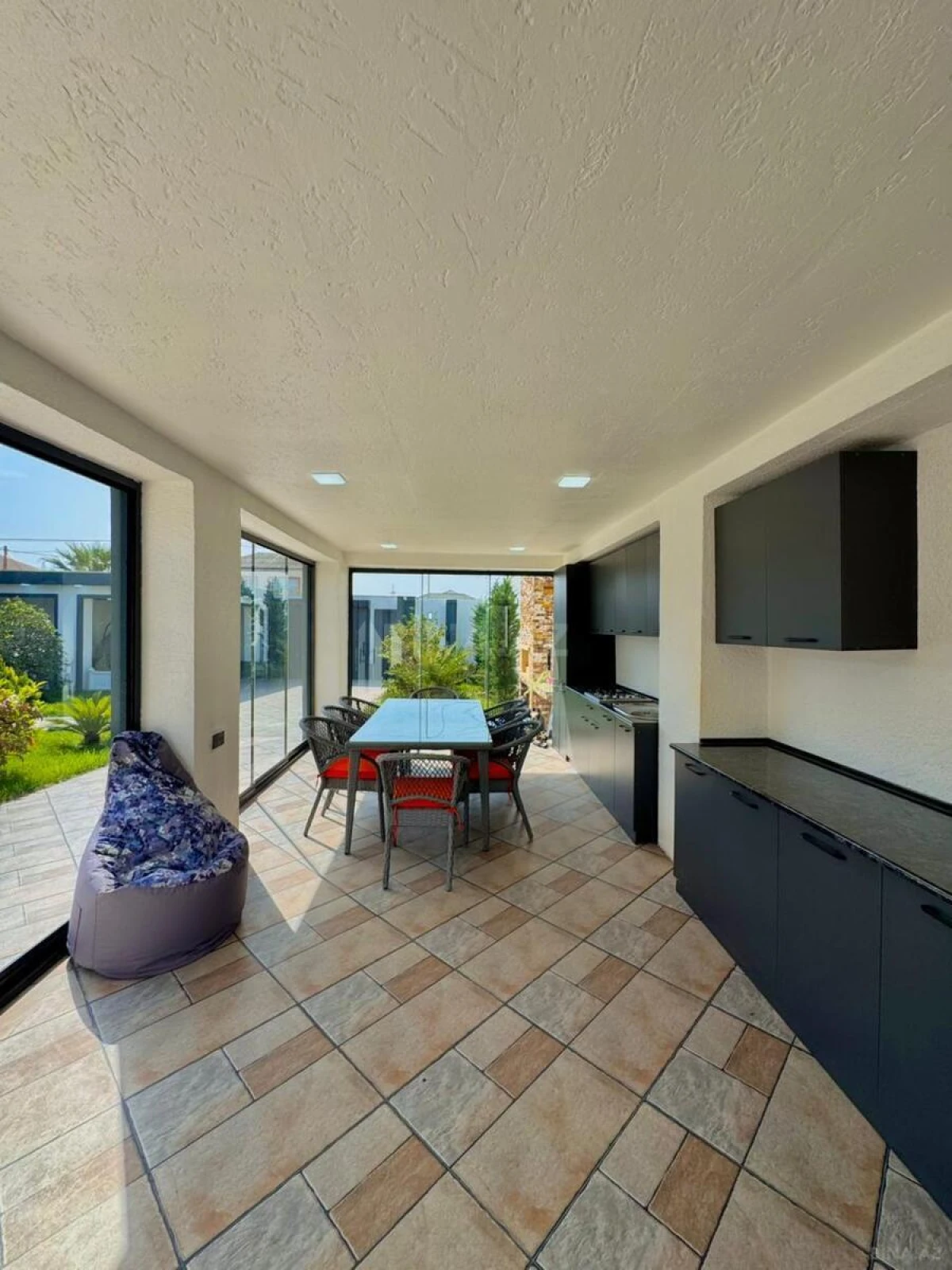 Satılır 4 otaqlı həyət evi 190 m²