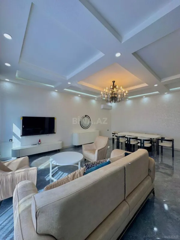 Satılır 4 otaqlı həyət evi 190 m²