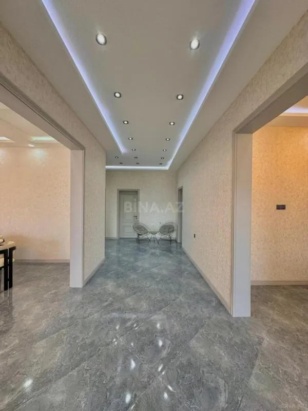 Satılır 4 otaqlı həyət evi 190 m²