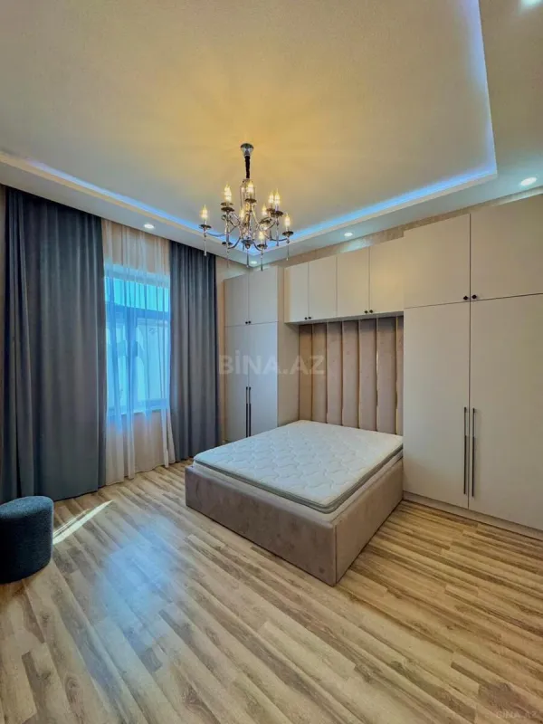 Satılır 4 otaqlı həyət evi 190 m²