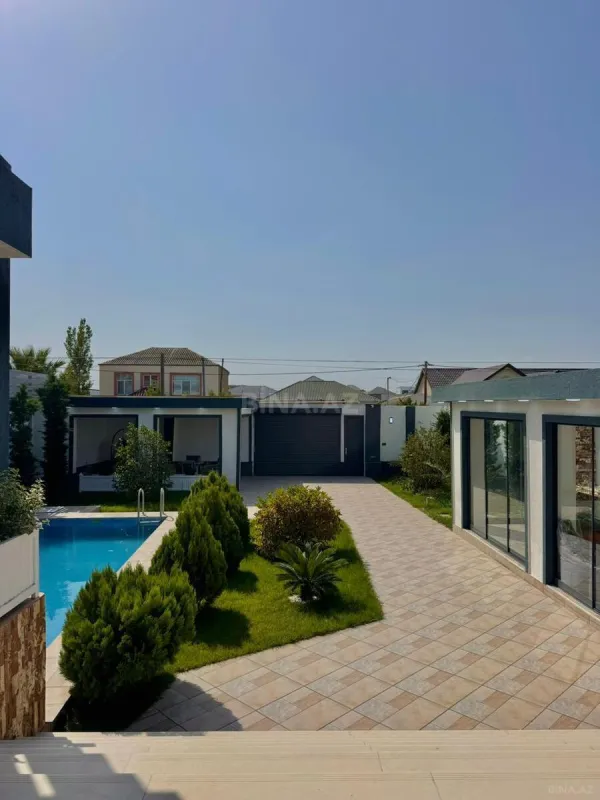 Satılır 4 otaqlı həyət evi 190 m²