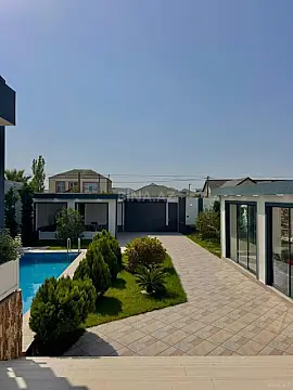 Satılır 4 otaqlı həyət evi 190 m²