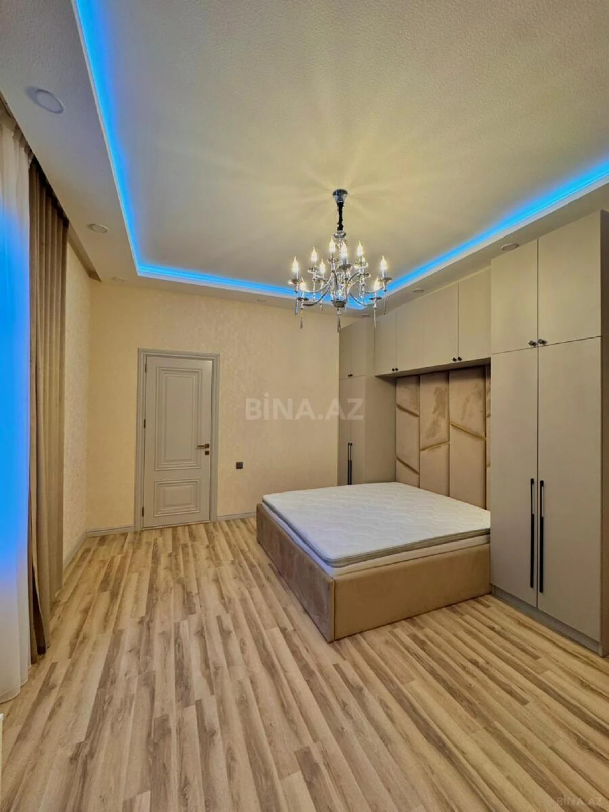 Satılır 4 otaqlı həyət evi 190 m²