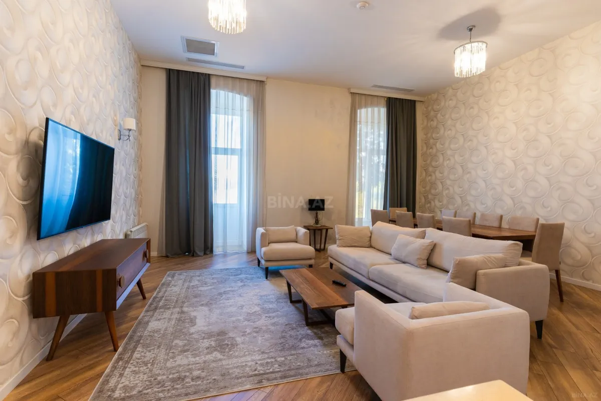 Kirayə verilir 5 otaqlı mənzil 291.6 m²