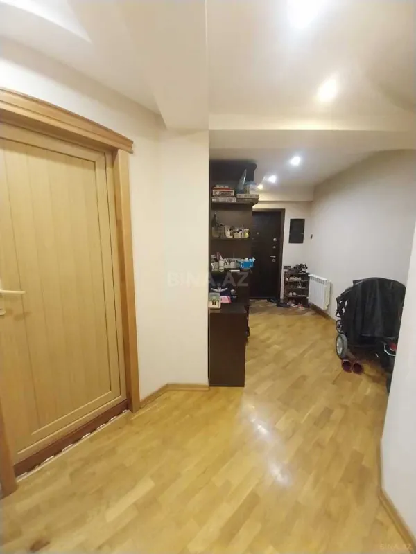 Satılır 2 otaqlı mənzil 90.2 m²