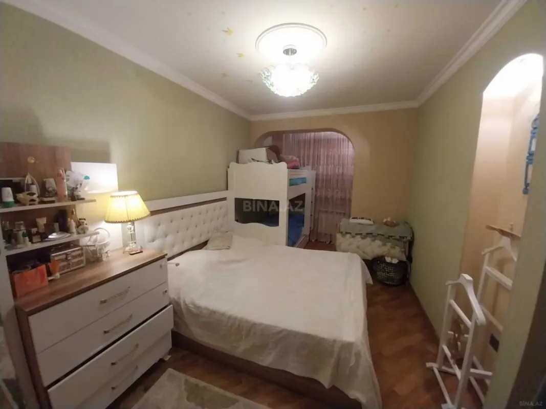 Satılır 2 otaqlı mənzil 90.2 m²