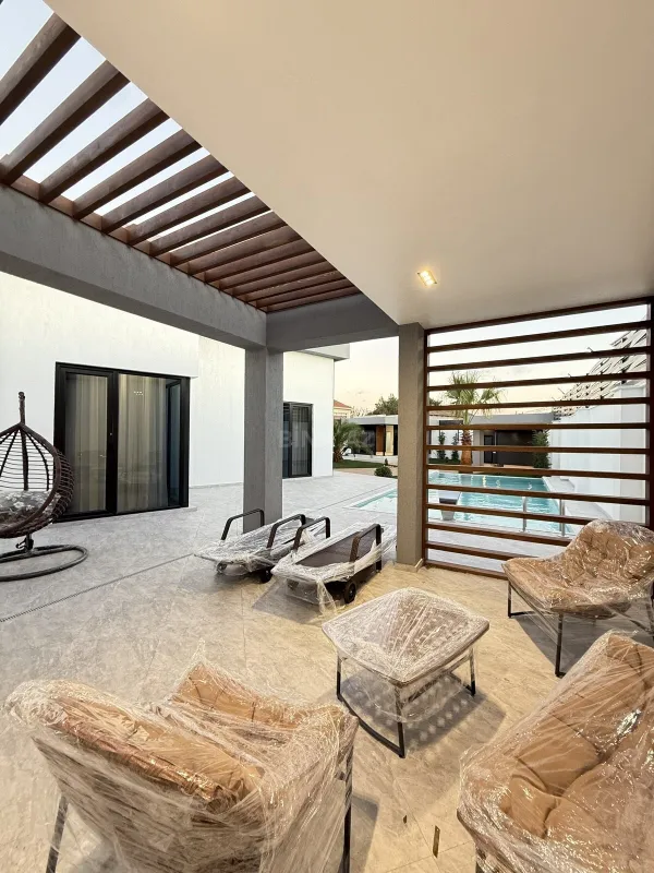 Satılır 5 otaqlı həyət evi 260 m²