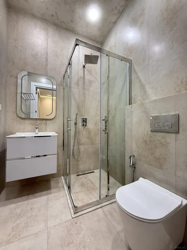 Satılır 5 otaqlı həyət evi 260 m²