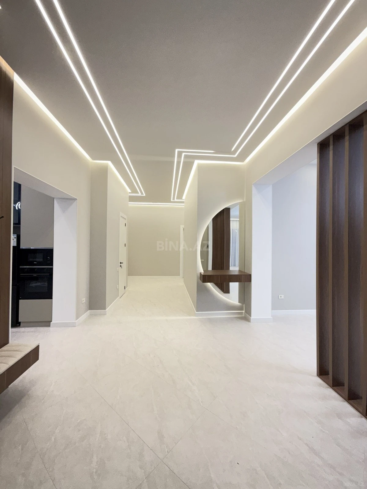 Satılır 5 otaqlı həyət evi 260 m²