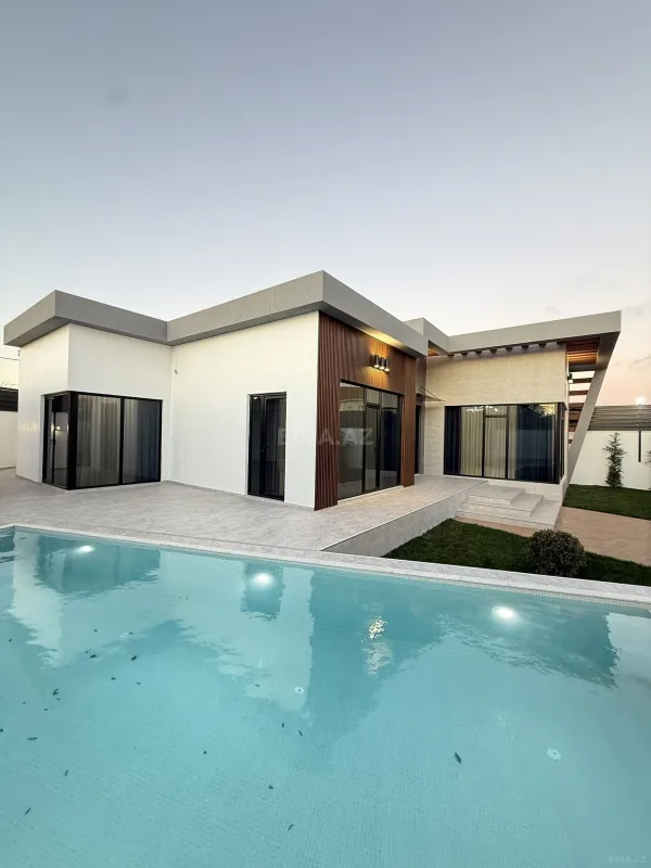 Satılır 5 otaqlı həyət evi 260 m²