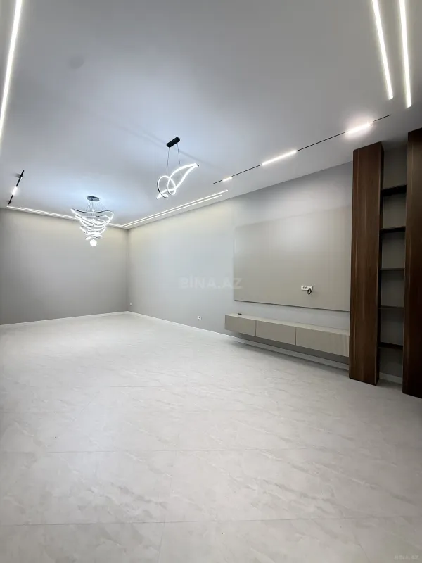 Satılır 5 otaqlı həyət evi 260 m²