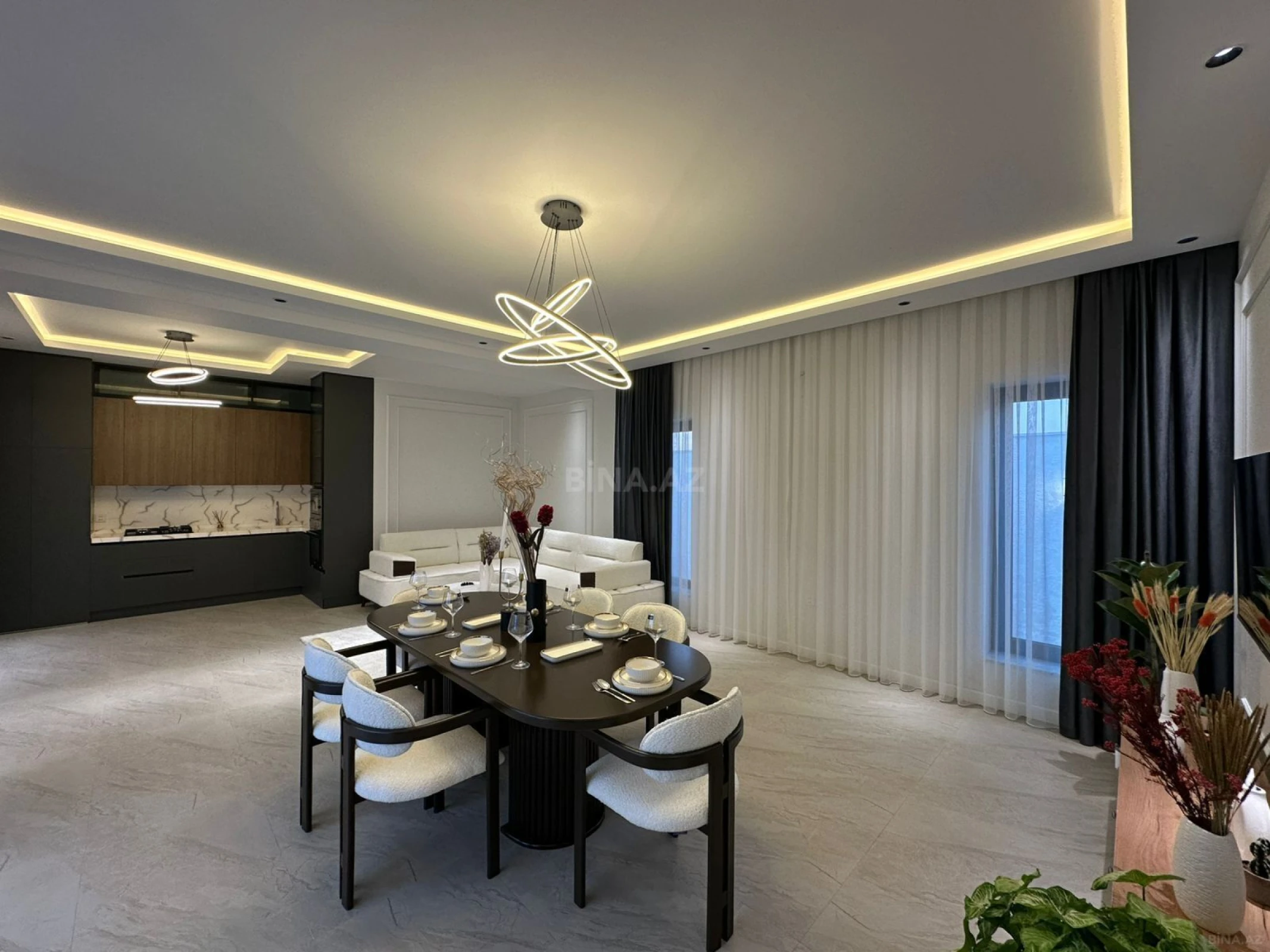 Satılır 5 otaqlı həyət evi 200 m²