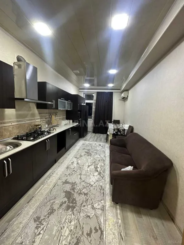 Satılır 3 otaqlı mənzil 120 m²