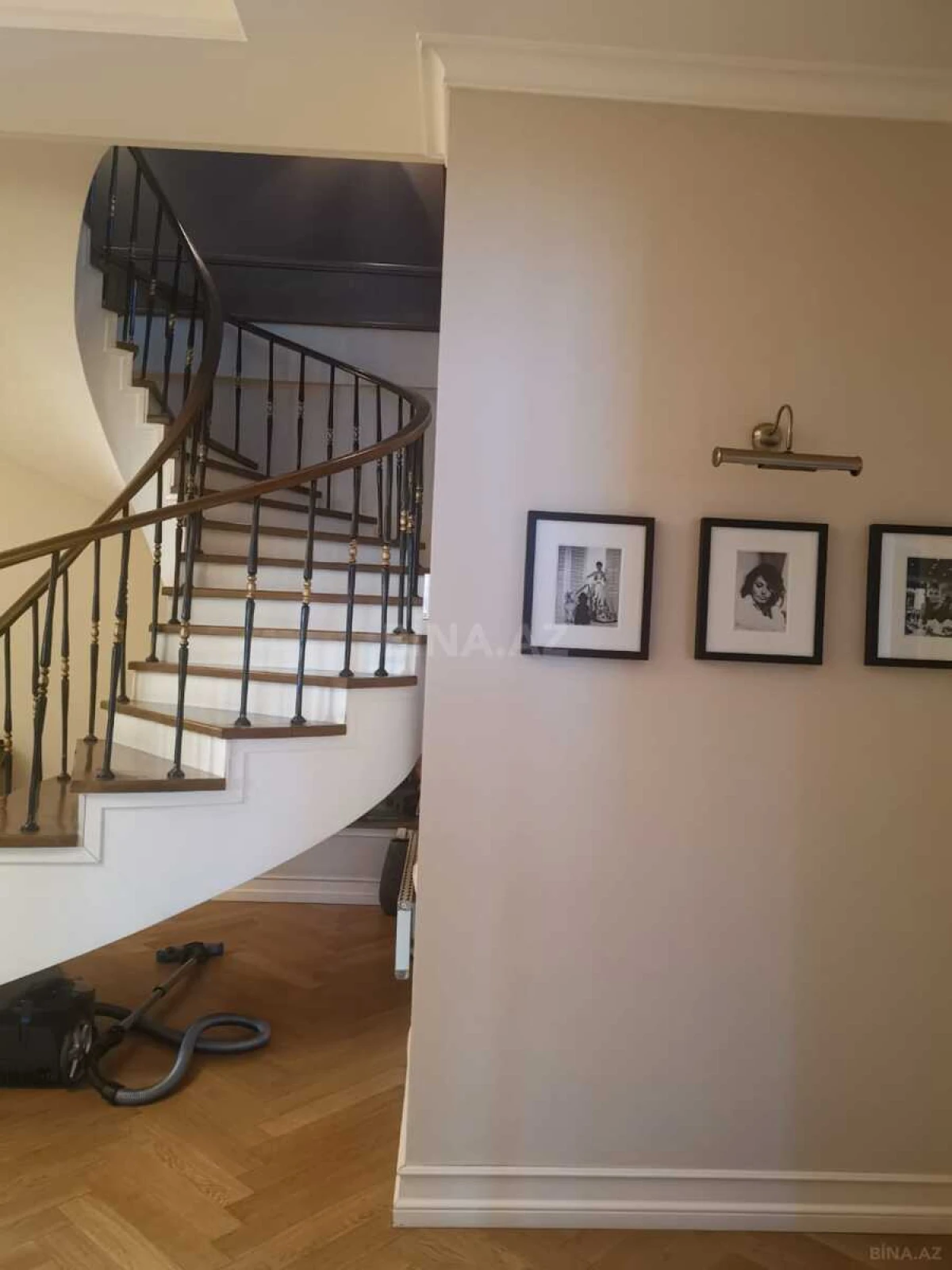 Kirayə verilir 7 otaqlı mənzil 680 m²