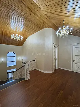 Satılır 7 otaqlı həyət evi 650 m²