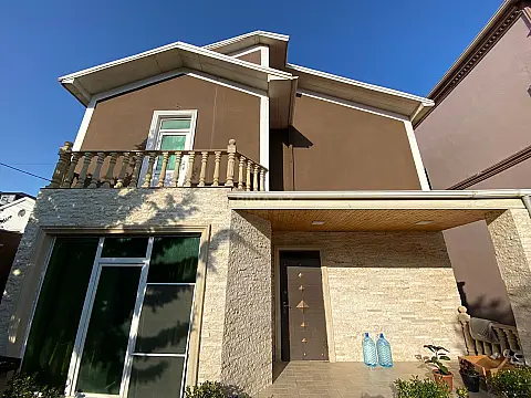 Satılır 4 otaqlı həyət evi 400 m² — Bakı, Badamdar 4 otaq 400.00 m²