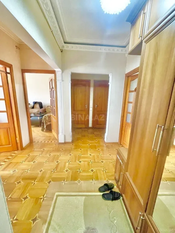 Satılır 3 otaqlı mənzil 85 m²