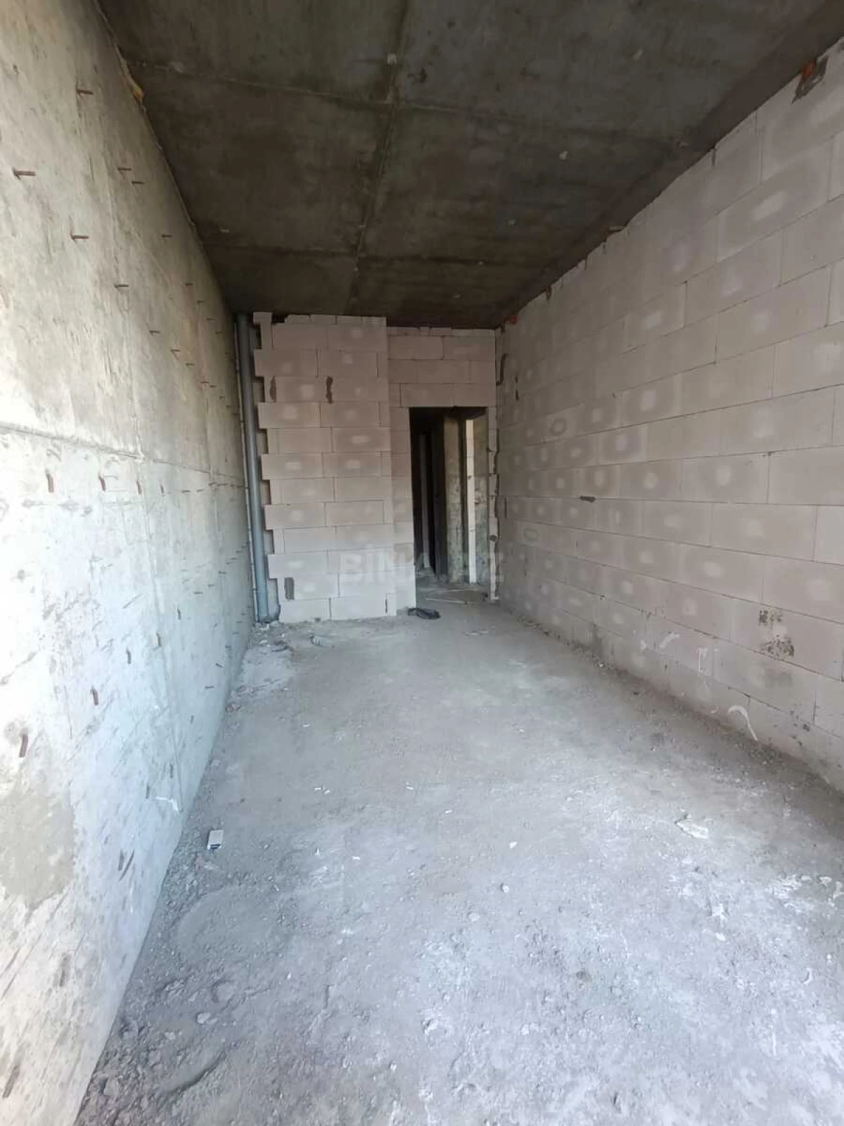 Satılır 4 otaqlı mənzil 158 m²