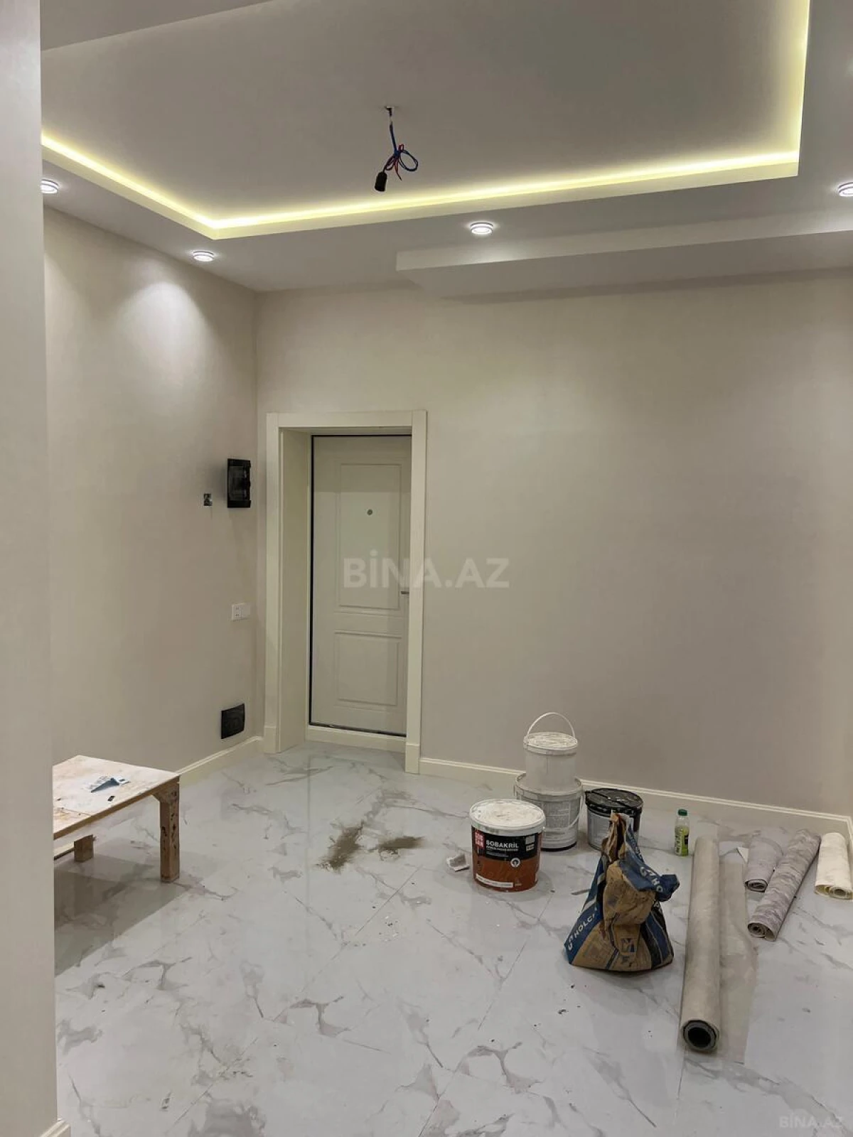 Satılır 3 otaqlı mənzil 138 m²