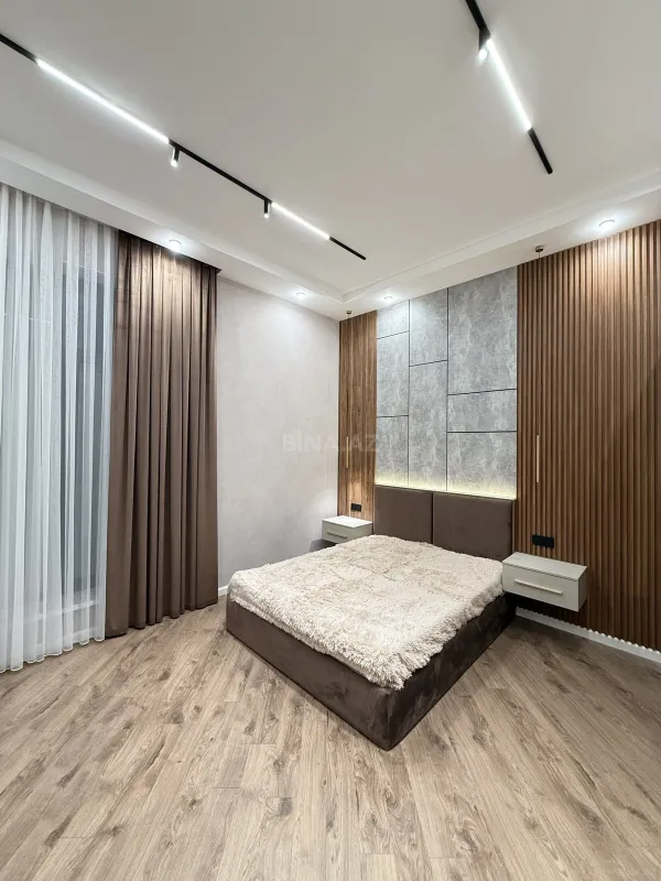 Satılır 5 otaqlı həyət evi 260 m²