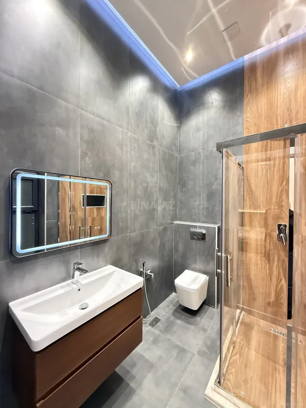 Satılır 5 otaqlı həyət evi 260 m²