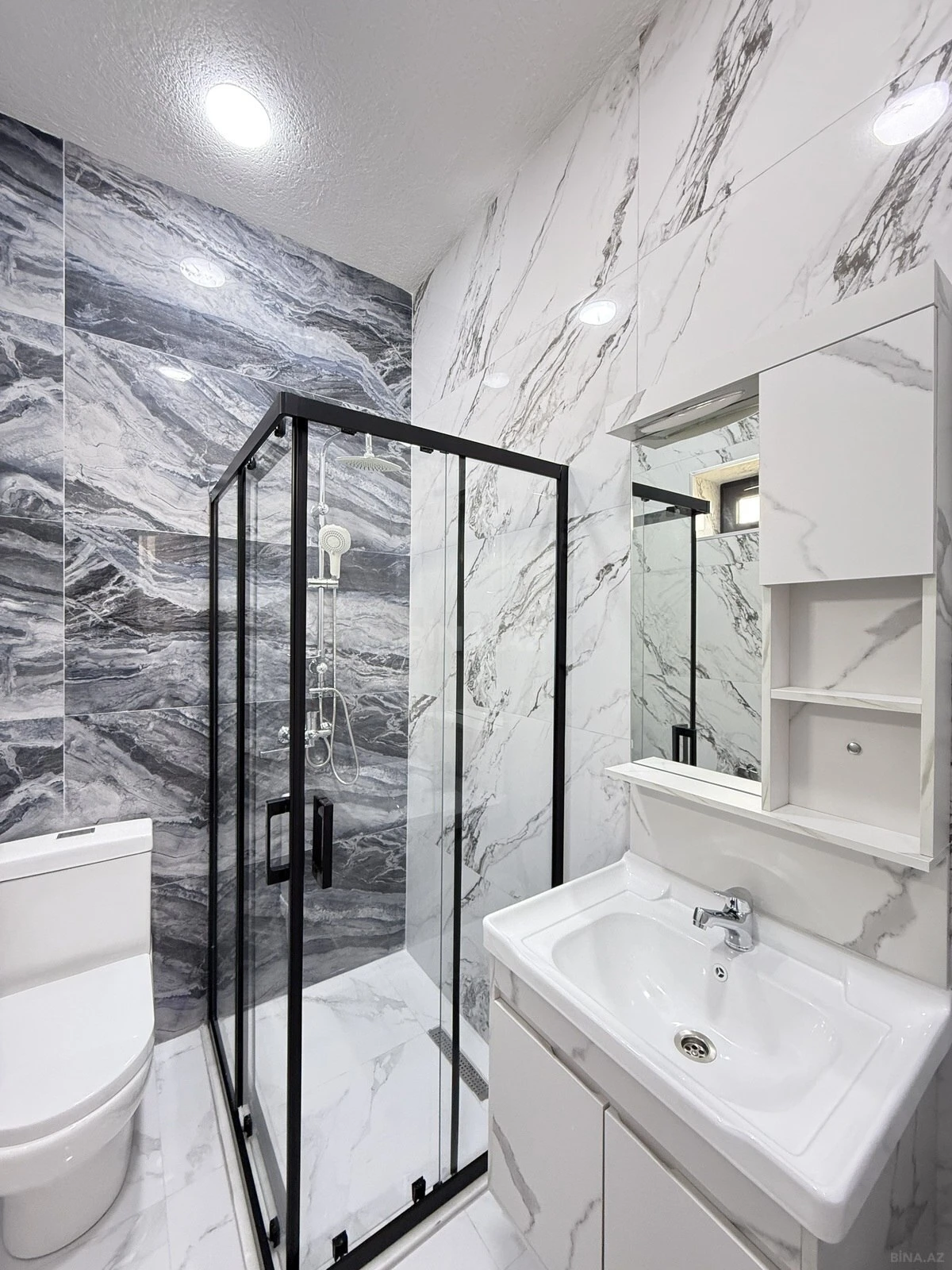 Satılır 4 otaqlı həyət evi 130 m²