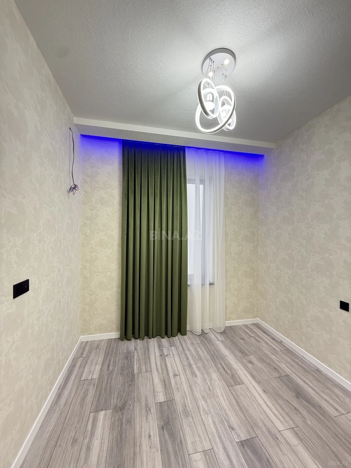 Satılır 4 otaqlı həyət evi 130 m²