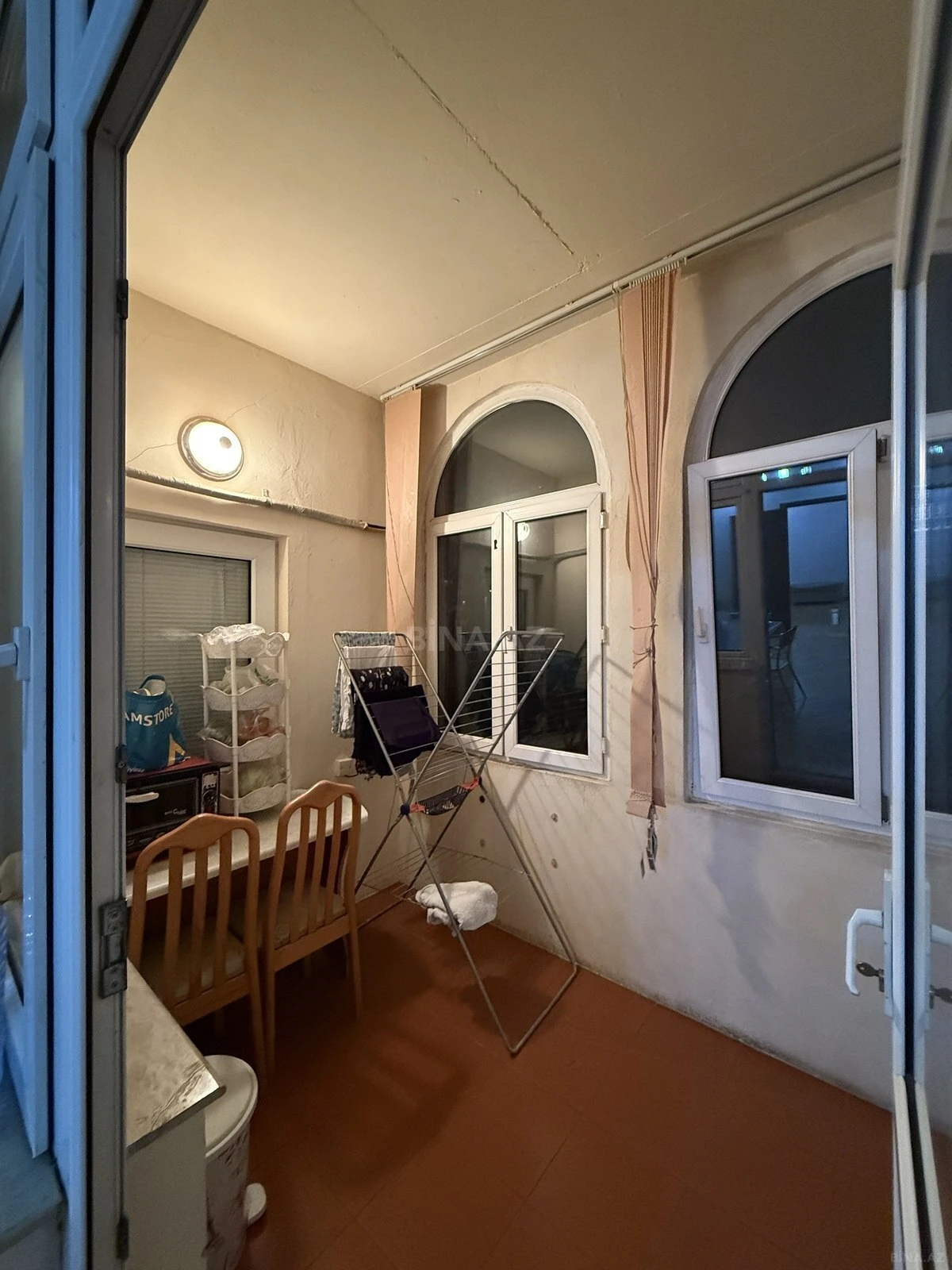 Satılır 3 otaqlı mənzil 140 m²