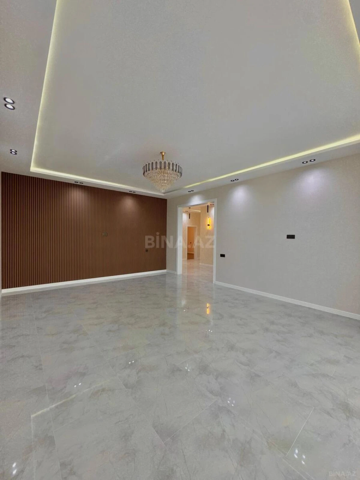 Satılır 4 otaqlı həyət evi 200 m²
