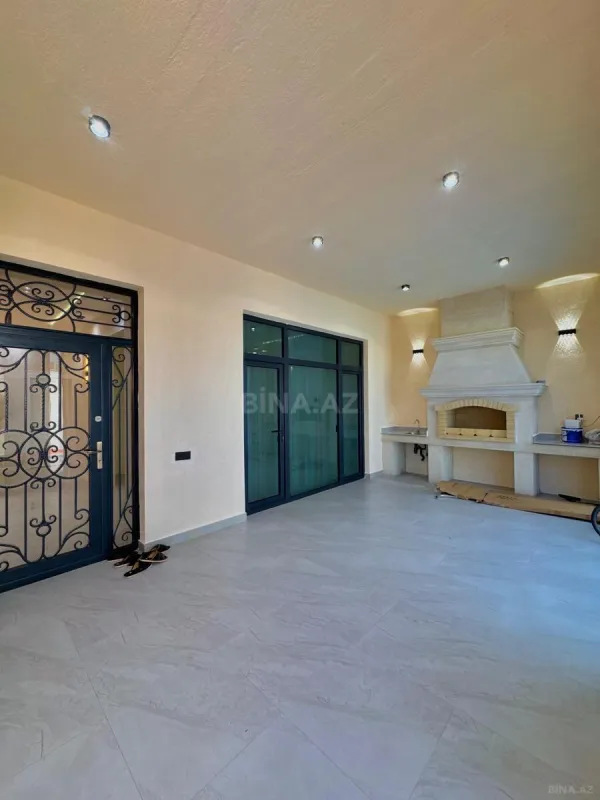 Satılır 4 otaqlı həyət evi 200 m²