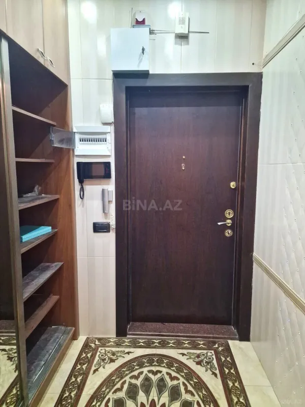 Kirayə verilir 3 otaqlı mənzil 165 m²