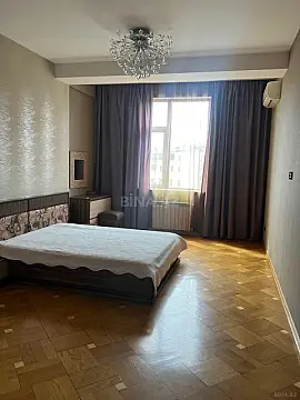 Kirayə verilir 3 otaqlı mənzil 118 m²