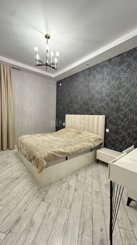 Kirayə verilir 4 otaqlı həyət evi 200 m²