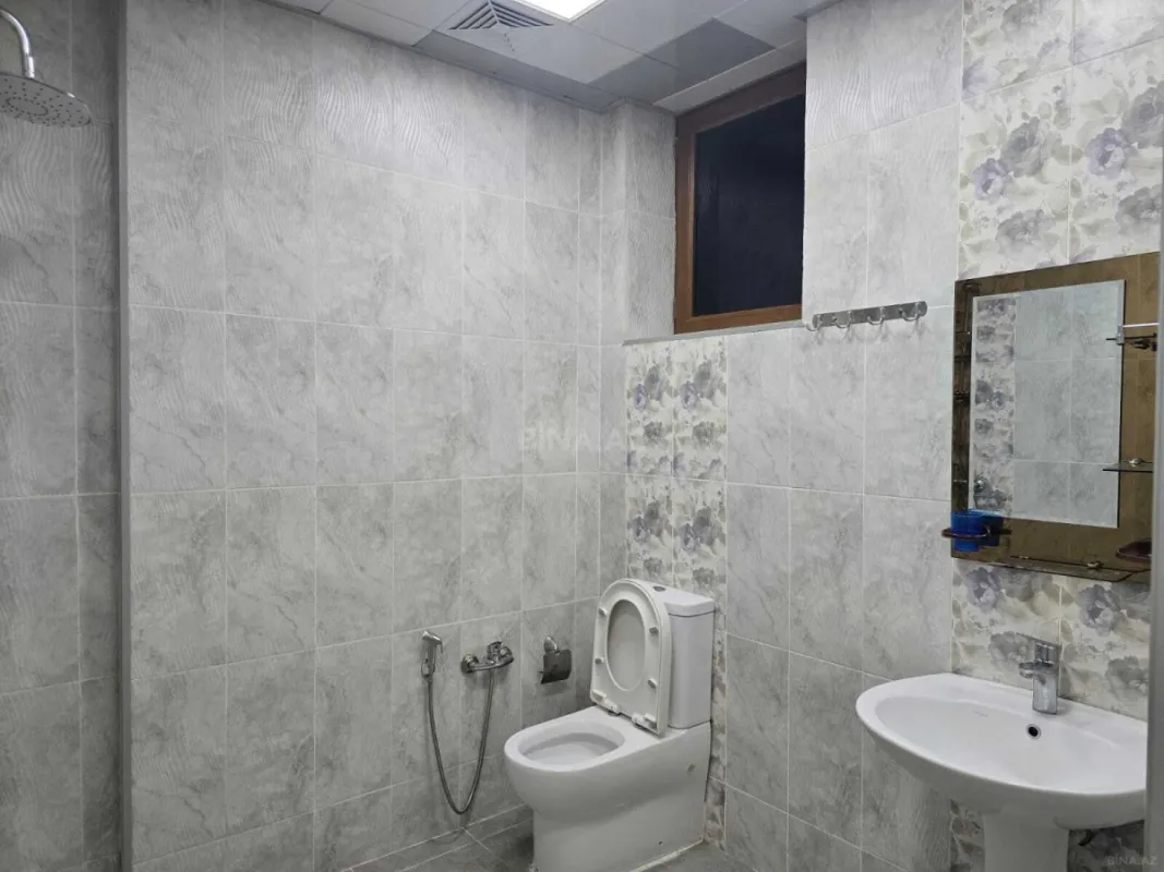 Kirayə verilir 2 otaqlı mənzil 95 m²
