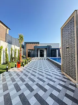 Satılır 5 otaqlı həyət evi 190 m²