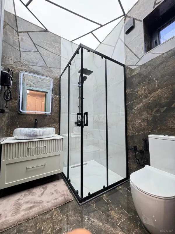 Satılır 5 otaqlı həyət evi 190 m²