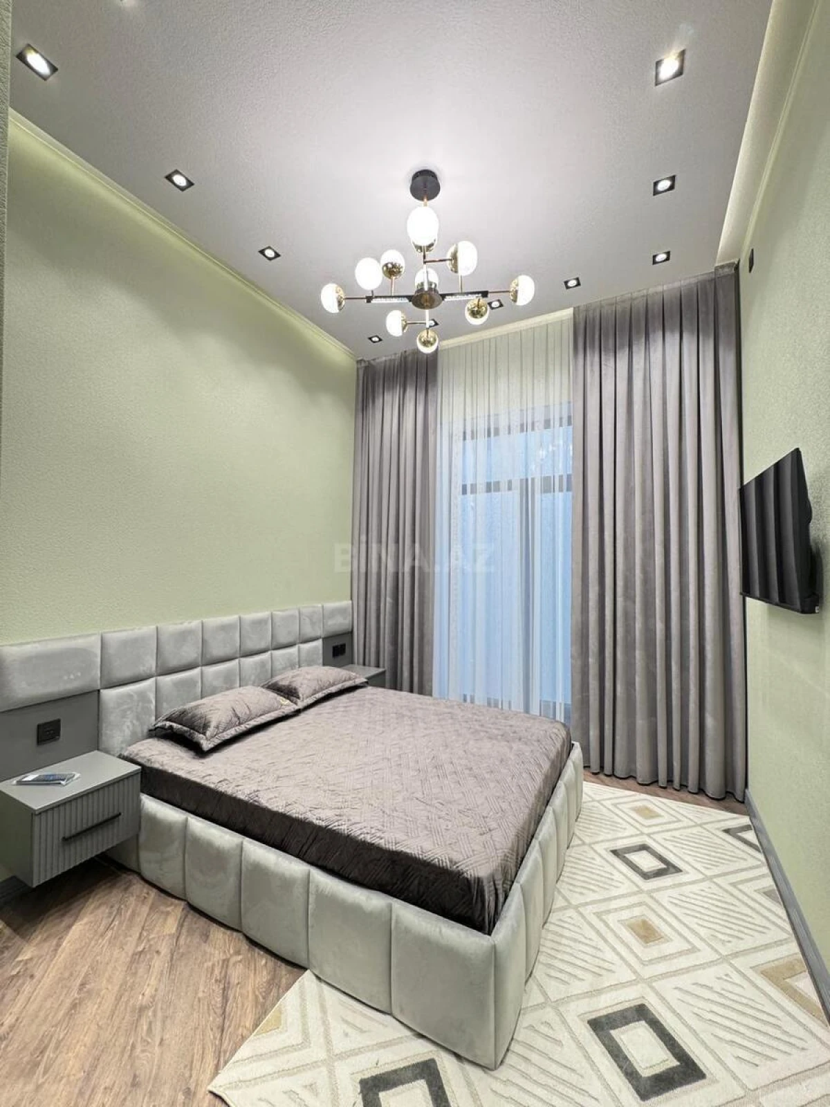 Satılır 5 otaqlı həyət evi 190 m²