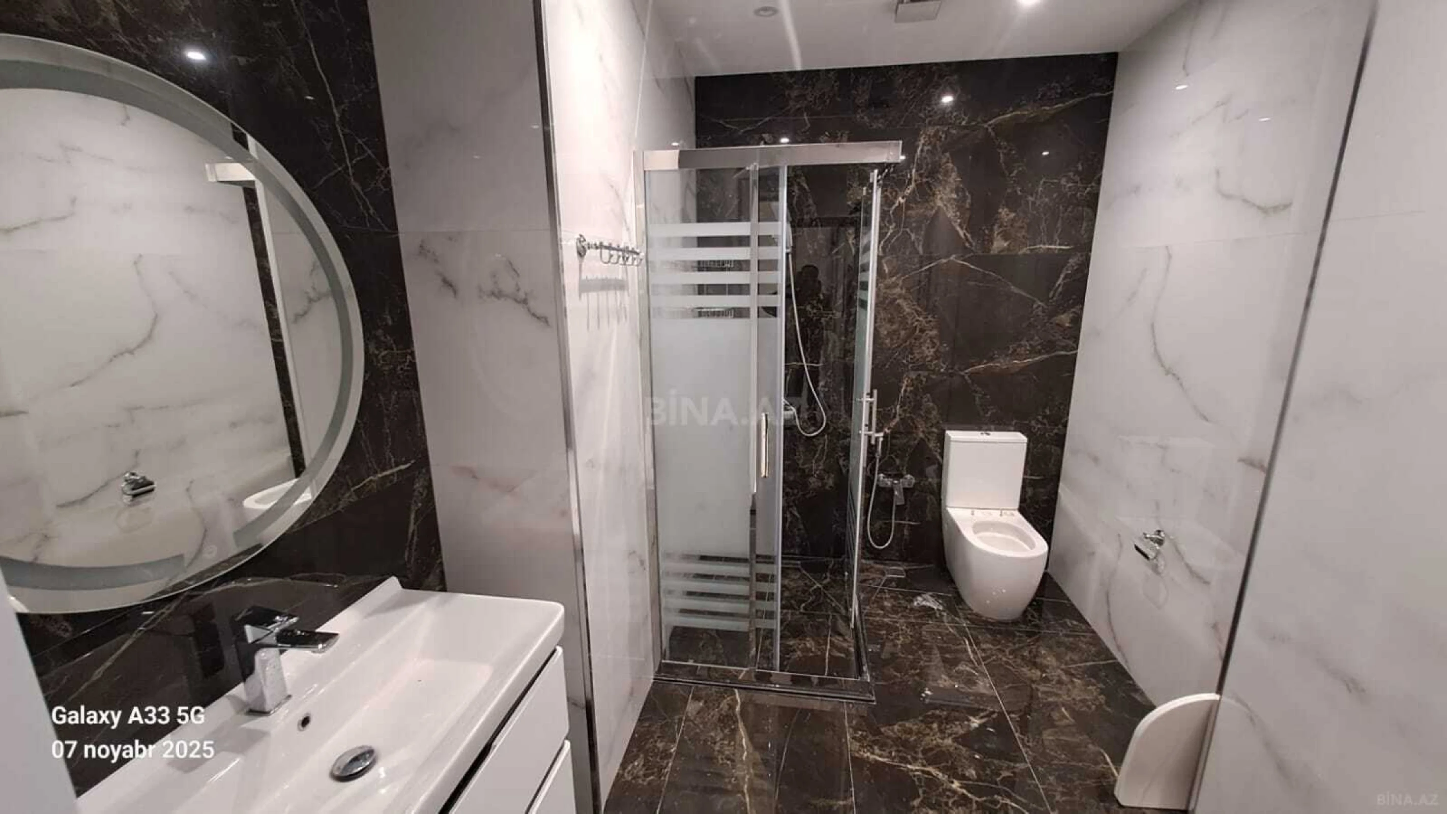 Kirayə verilir 2 otaqlı mənzil 110 m²