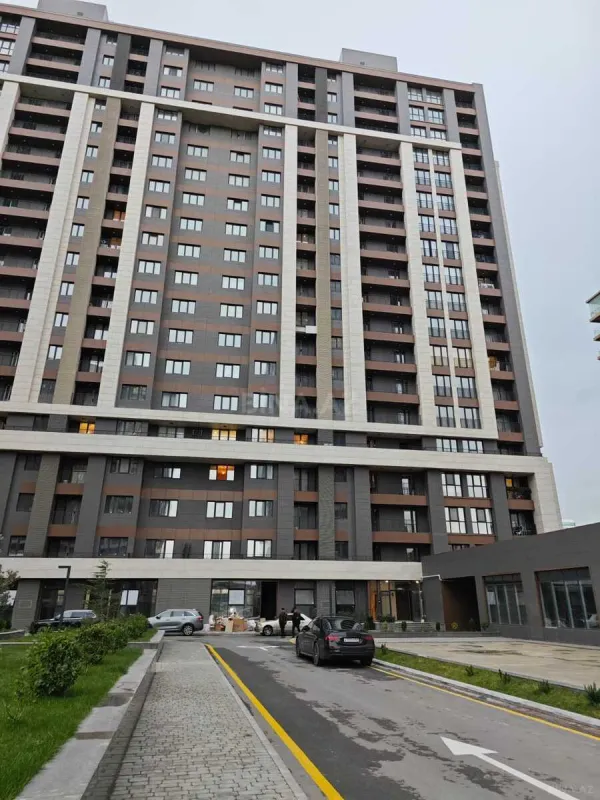 Kirayə verilir 2 otaqlı mənzil 70 m²