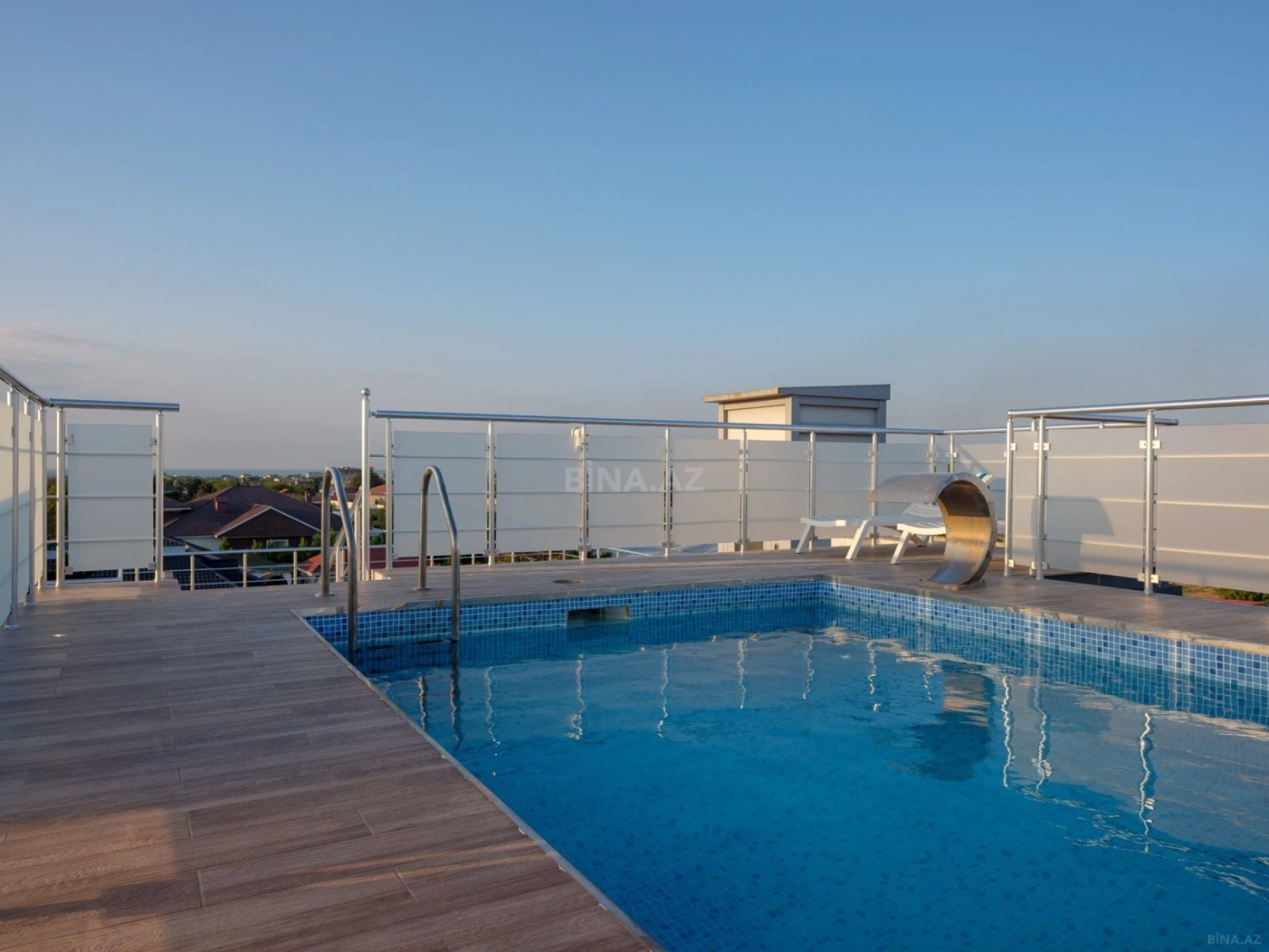 Satılır 6 otaqlı həyət evi 250 m²