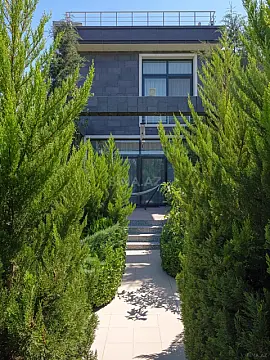 Satılır 6 otaqlı həyət evi 250 m²