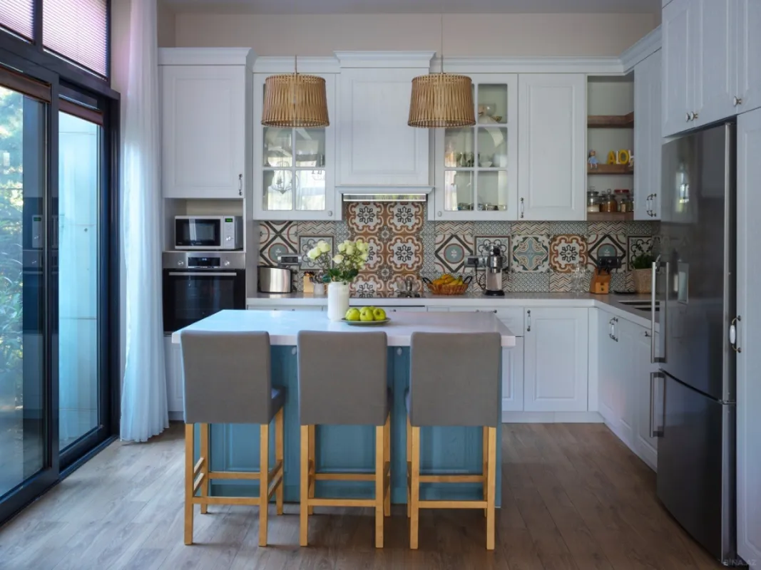 Satılır 6 otaqlı həyət evi 250 m²