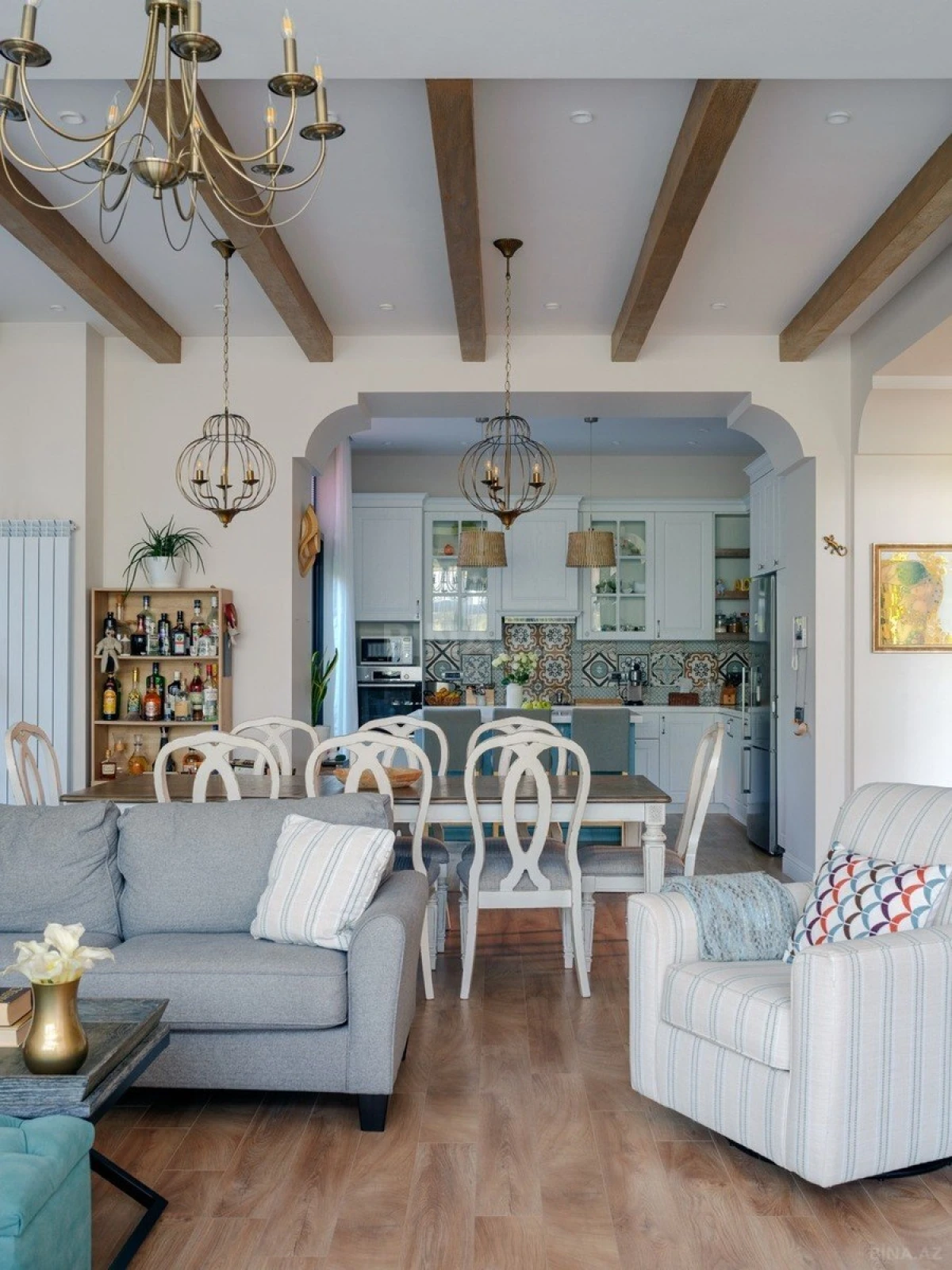 Satılır 6 otaqlı həyət evi 250 m²