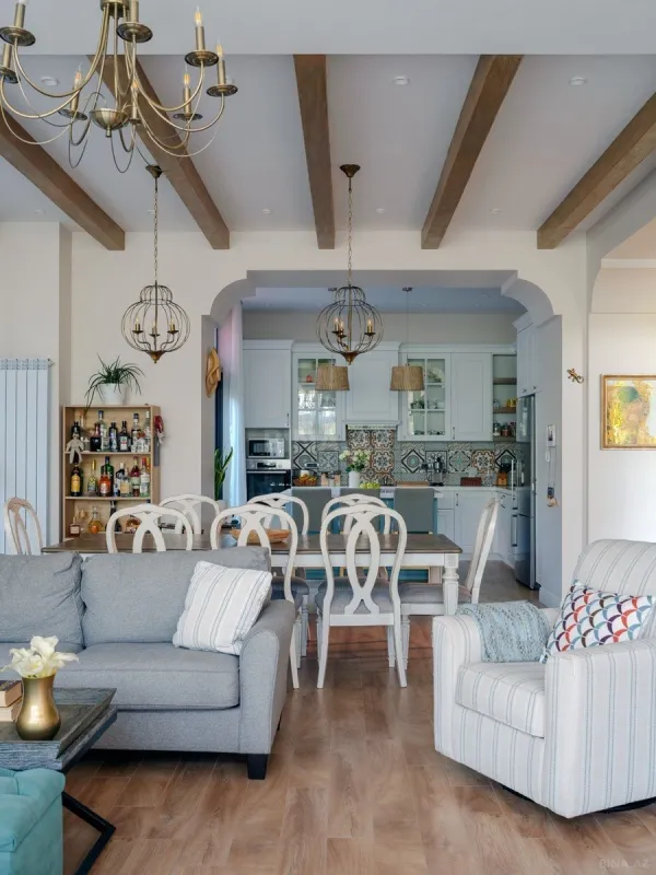 Satılır 6 otaqlı həyət evi 250 m²