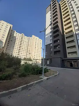 Satılır obyekt 183 m²